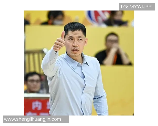 北控92-89天津发布会！张庆鹏批防卫，周金利赞林庭谦谈外援状况